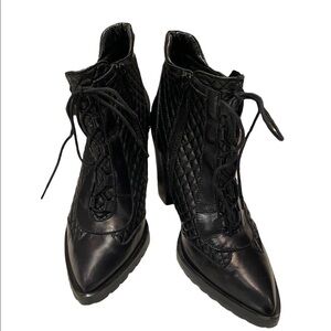 To Be Black Leather High Heel Booties Boots Made in Spain